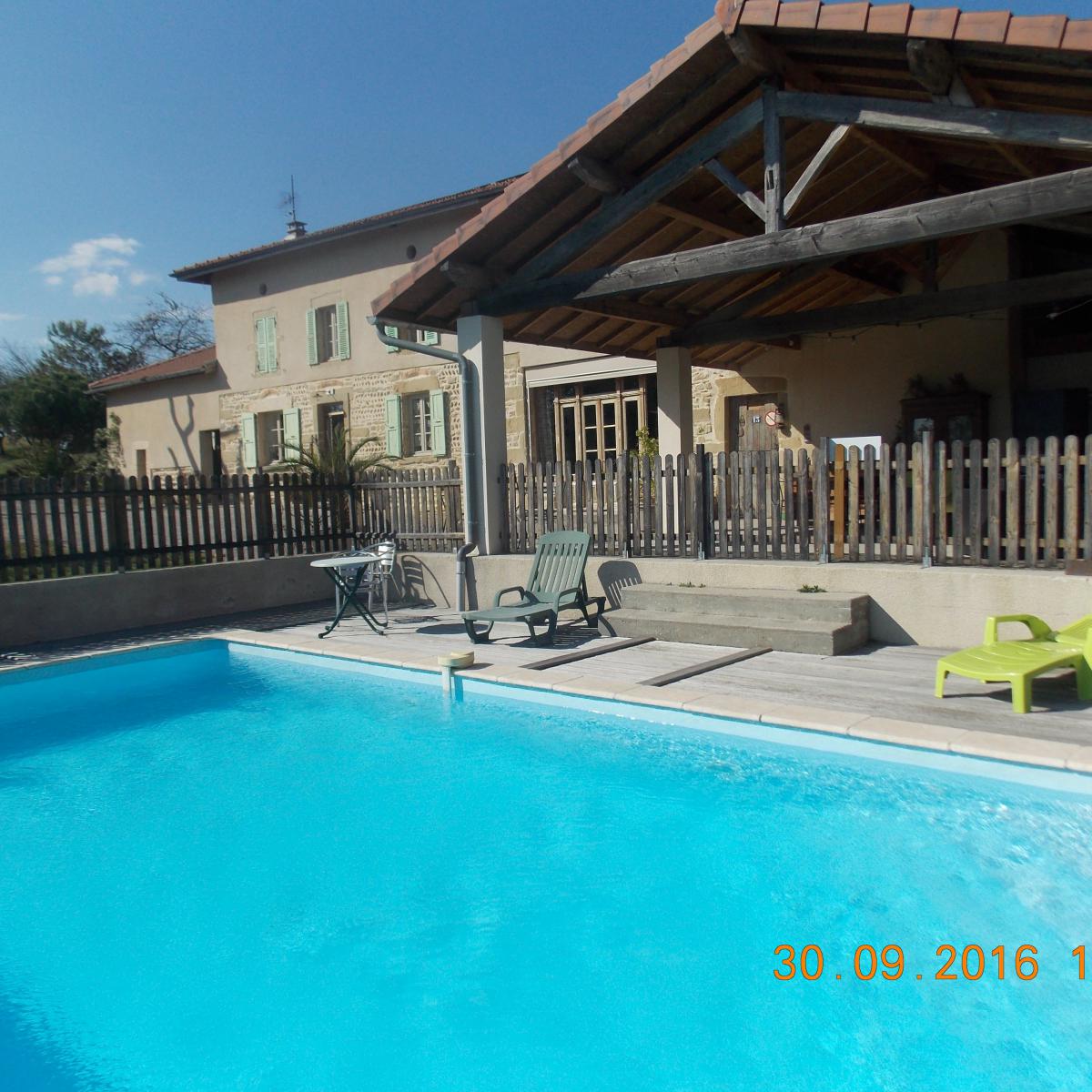 Chambres et table d'hotes 38 Bellegarde Poussieu, 30 mn sud Vienne, 65 km sud Lyon, A7 sortie Chanas, face au Vercors, La mare du vieux chene